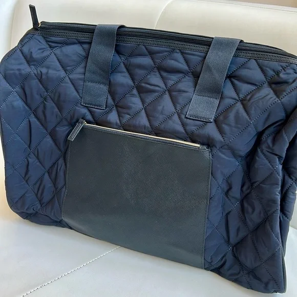 DSW Bags Navy Quilted Weekender Poshmark